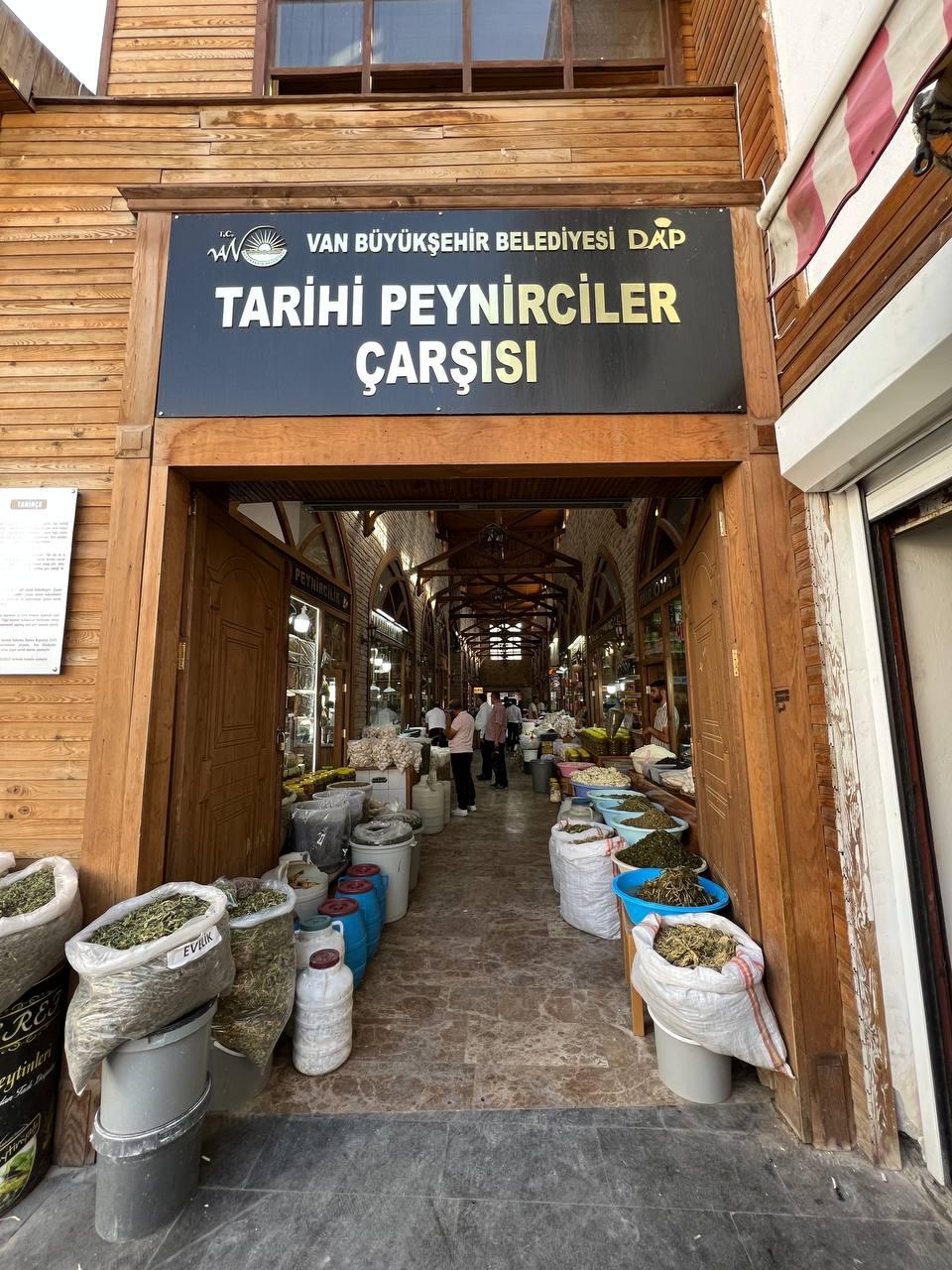 tourImageSmall